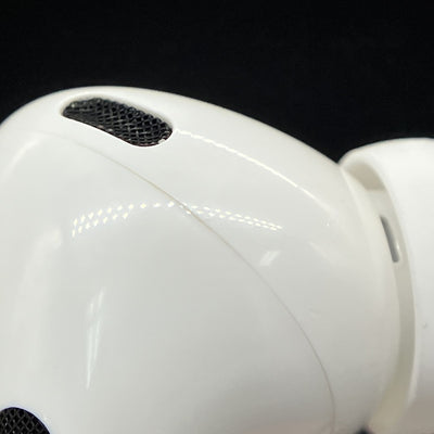 【中古】AirPods Pro (第2世代) MQD83J/A【秋葉原】