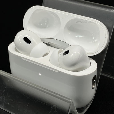 【中古】MagSafe充電ケース(USB-C)付きAirPods Pro(第2世代) MTJV3JA【秋葉原】