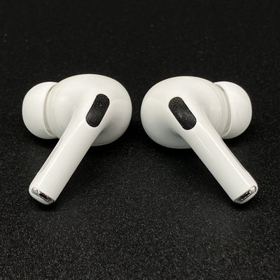 【中古】MagSafe充電ケース(USB-C)付きAirPods Pro(第2世代) MTJV3JA【秋葉原】