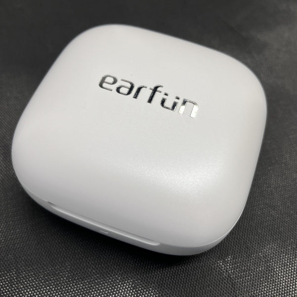 【中古】Air Pro 4i White【秋葉原】