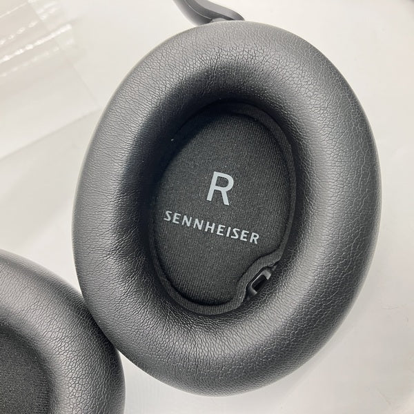【中古】ACCENTUM Plus Wireless ブラック 【ACPAEBT BLACK】【秋葉原】