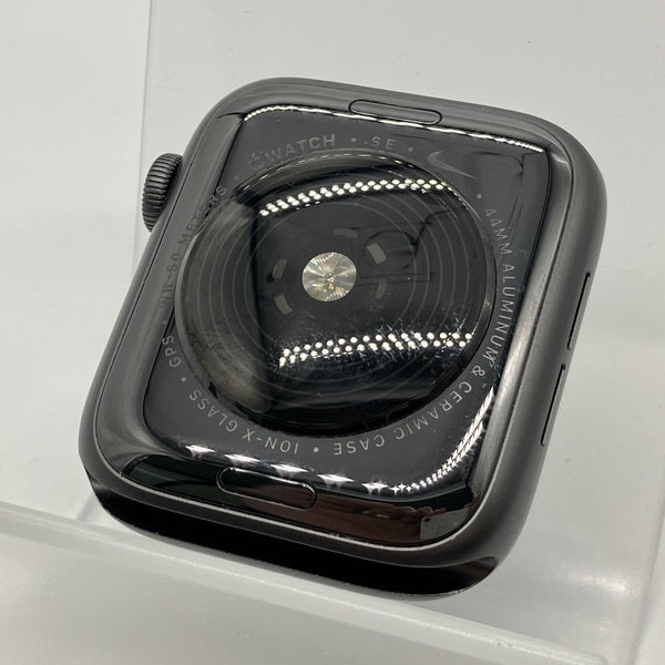 【中古】Apple Watch Nike SE （44mm GPS）アルミニウム スペースグレイ【仙台】