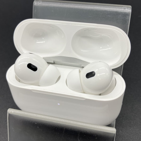 【中古】MagSafe充電ケース(USB-C)付きAirPods Pro(第2世代) MTJV3JA【日本橋】