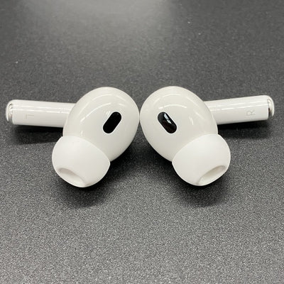 【中古】MagSafe充電ケース(USB-C)付きAirPods Pro(第2世代) MTJV3JA【日本橋】
