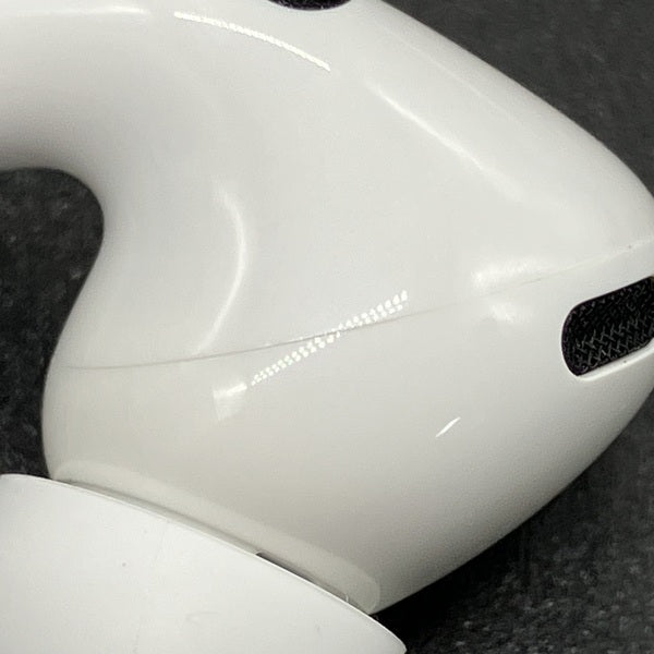 【中古】MagSafe充電ケース(USB-C)付きAirPods Pro(第2世代) MTJV3JA【日本橋】