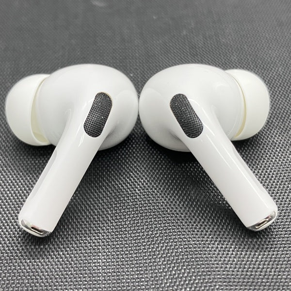 【中古】AirPods Pro (第2世代) MQD83J/A【日本橋】
