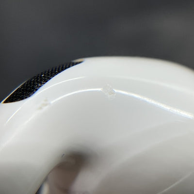 【中古】AirPods Pro (第2世代) MQD83J/A【日本橋】