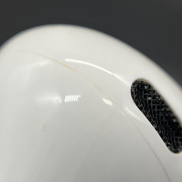 【中古】AirPods Pro (第2世代) MQD83J/A【秋葉原】