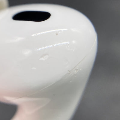 【中古】AirPods Pro (第2世代) MQD83J/A【日本橋】