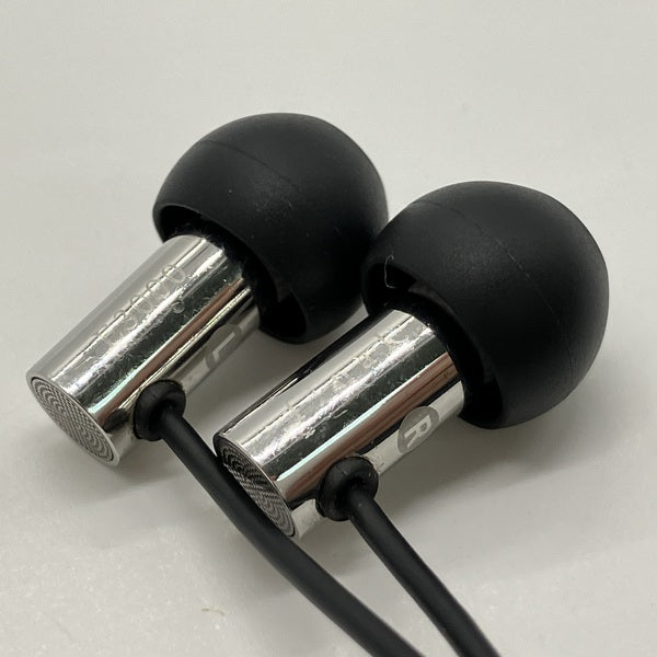 【中古】E3000 【FI-E3DSS】【日本橋】