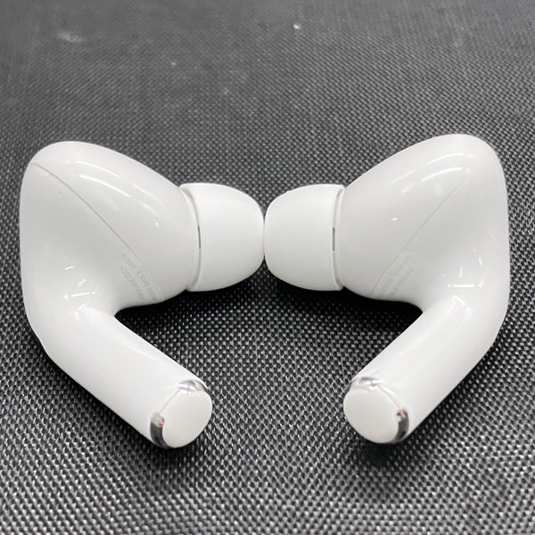 【中古】MagSafe充電ケース(USB-C)付きAirPods Pro(第2世代) MTJV3JA【日本橋】
