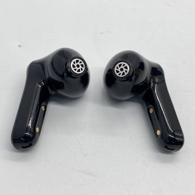【中古】Air Pro 4 - Black【日本橋】