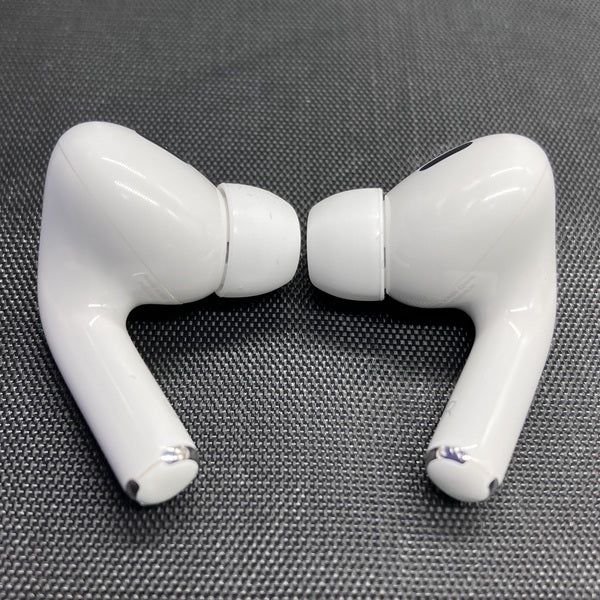 【中古】AirPods Pro (第2世代) MQD83J/A【秋葉原】