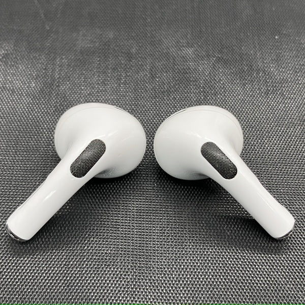 【中古】AirPods Pro (第2世代) MQD83J/A【日本橋】