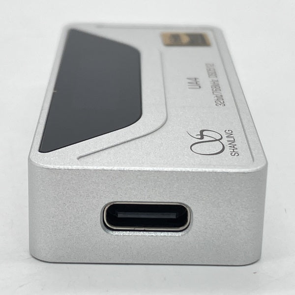 【中古】UA4 シルバー【日本橋】
