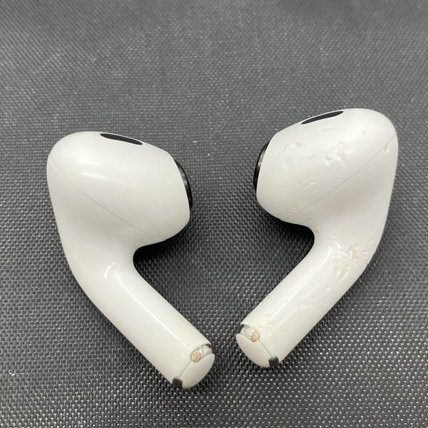 【中古】AirPods Pro (第2世代) MQD83J/A【日本橋】