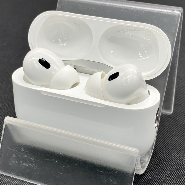 【中古】MagSafe充電ケース(USB-C)付きAirPods Pro(第2世代) MTJV3JA【秋葉原】