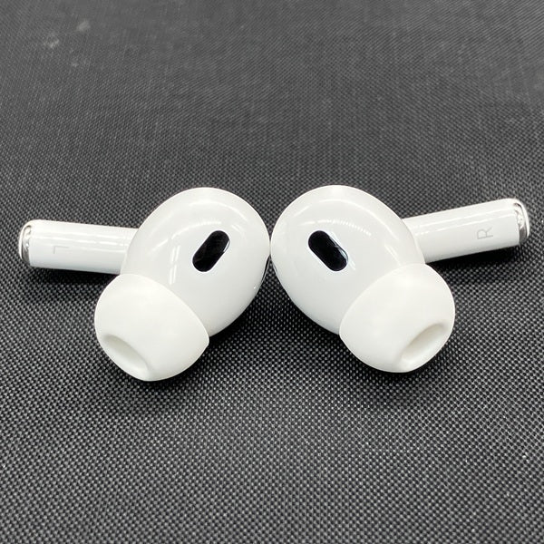 【中古】MagSafe充電ケース(USB-C)付きAirPods Pro(第2世代) MTJV3JA【秋葉原】