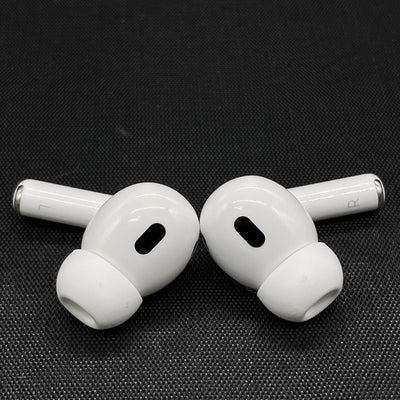 【中古】MagSafe充電ケース(USB-C)付きAirPods Pro(第2世代) MTJV3JA【秋葉原】