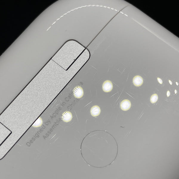 【中古】MagSafe充電ケース(USB-C)付きAirPods Pro(第2世代) MTJV3JA【秋葉原】