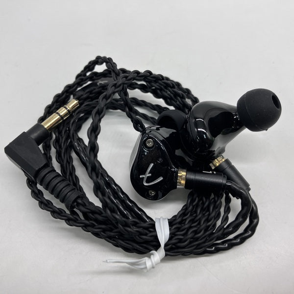 Fender TRACK イヤモニ 黒 試聴のみ美品 リケーブル対応 高音質 Fender TRACK イヤモニ 黒 試聴のみ美品 リケーブル対応 高音質