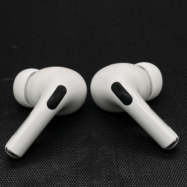 【中古】MagSafe充電ケース(USB-C)付きAirPods Pro(第2世代) MTJV3JA【秋葉原】