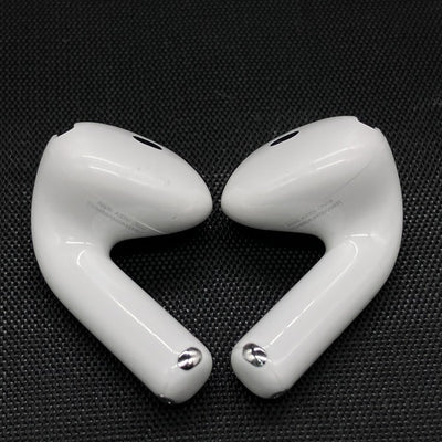 【中古】AirPods 4 MXP93J/A（アクティブノイズキャンセリング搭載）【秋葉原】