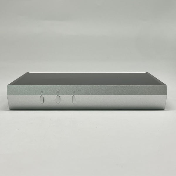 【中古】M5 Ultra シルバー【日本橋】