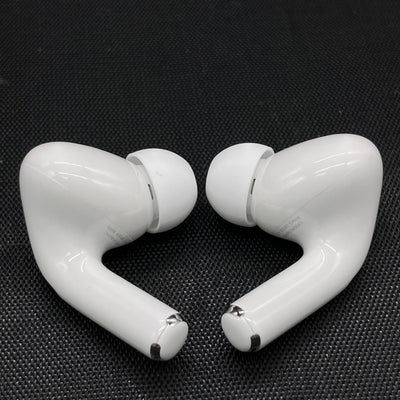 【中古】MagSafe充電ケース(USB-C)付きAirPods Pro(第2世代) MTJV3JA【秋葉原】