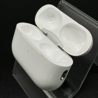 【中古】AirPods Pro (第2世代) MagSafe充電ケース(USB-C)【秋葉原】