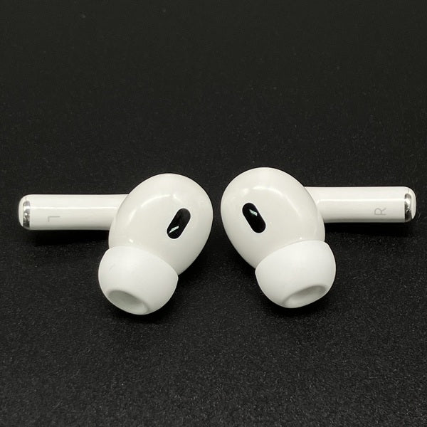 【中古】MagSafe充電ケース(USB-C)付きAirPods Pro(第2世代) MTJV3JA【秋葉原】