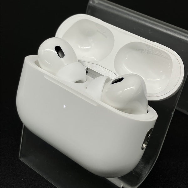 【中古】MagSafe充電ケース(USB-C)付きAirPods Pro(第2世代) MTJV3JA【秋葉原】