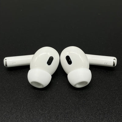 【中古】MagSafe充電ケース(USB-C)付きAirPods Pro(第2世代) MTJV3JA【秋葉原】