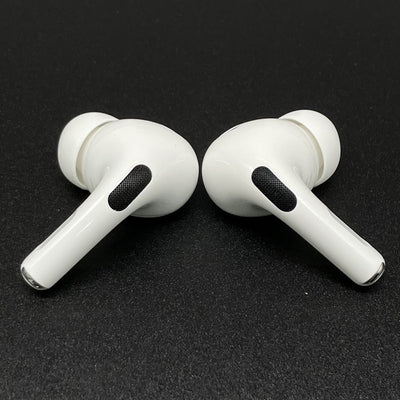 【中古】MagSafe充電ケース(USB-C)付きAirPods Pro(第2世代) MTJV3JA【秋葉原】