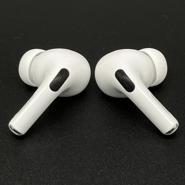 【中古】MagSafe充電ケース(USB-C)付きAirPods Pro(第2世代) MTJV3JA【秋葉原】