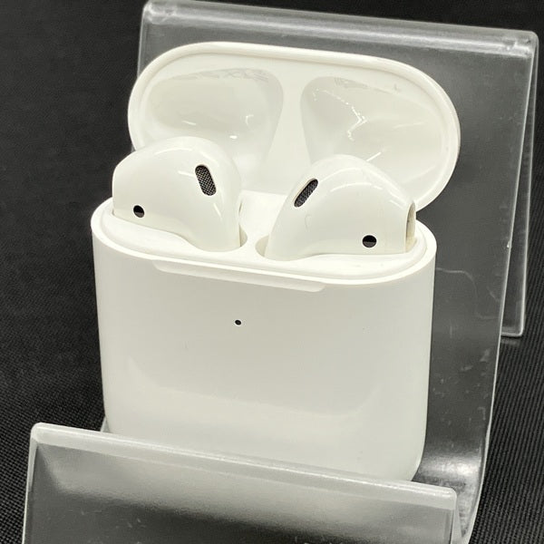 【中古】AirPods MMEF2JA【秋葉原】
