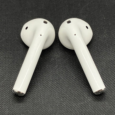 【中古】AirPods MMEF2JA【秋葉原】