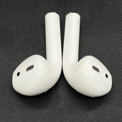 【中古】AirPods MMEF2JA【秋葉原】