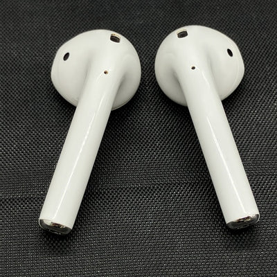 【中古】AirPods with Wireless Charging Case  MRXJ2J-A【秋葉原】