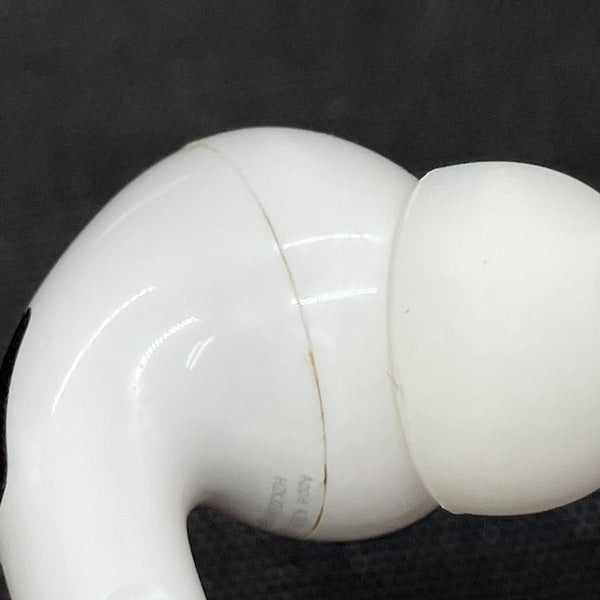 【中古】AirPods Pro (第2世代) MQD83J/A【日本橋】