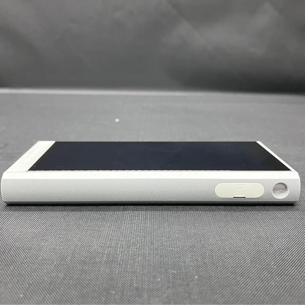 【中古】M300 - Silver【秋葉原】