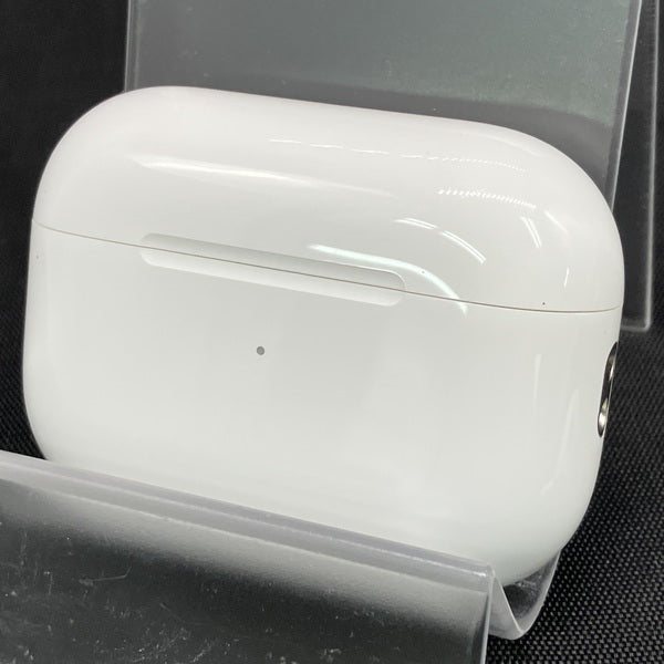 【中古】MagSafe充電ケース(USB-C)付きAirPods Pro(第2世代) MTJV3JA【秋葉原】