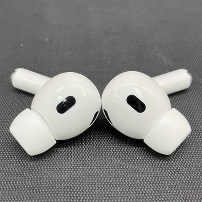 【中古】MagSafe充電ケース(USB-C)付きAirPods Pro(第2世代) MTJV3JA【秋葉原】