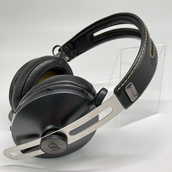 【中古】M2 AEBT BLACK【秋葉原】