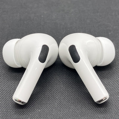 【中古】MagSafe充電ケース(USB-C)付きAirPods Pro(第2世代) MTJV3JA【名古屋】