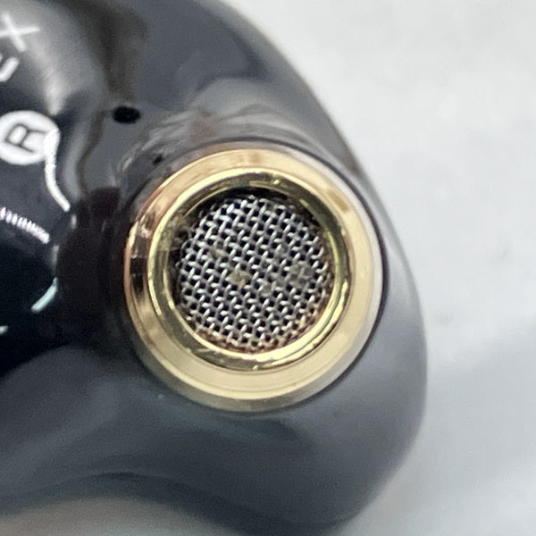 【中古】LIVE X ブラック【秋葉原】