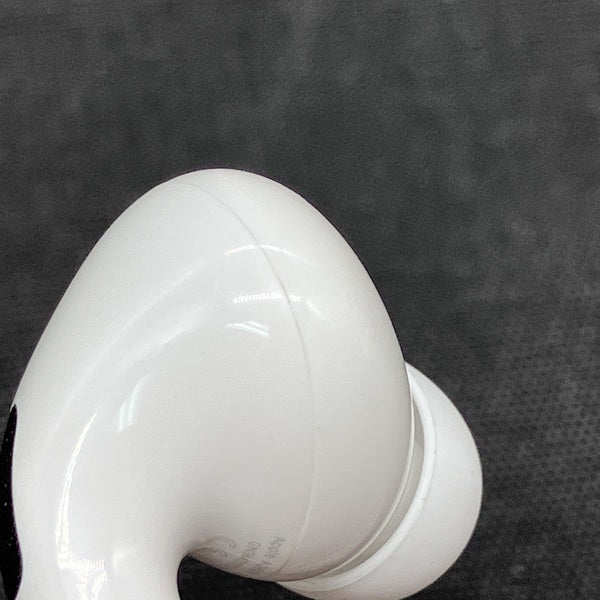 【中古】AirPods Pro (第2世代) MQD83J/A【日本橋】
