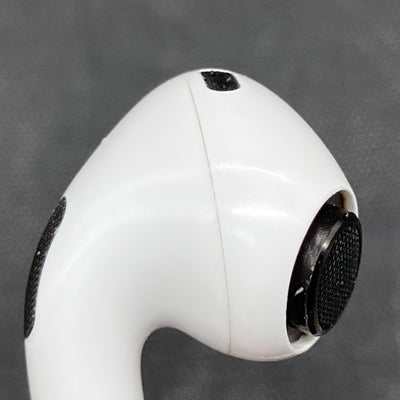 【中古】AirPods Pro (R側) (第2世代)(Lightning)【秋葉原】