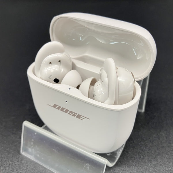 【中古】QuietComfort Ultra Earbuds White Smoke【秋葉原】