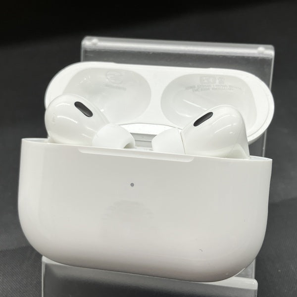 【中古】MagSafe充電ケース(USB-C)付きAirPods Pro(第2世代) MTJV3JA【仙台】